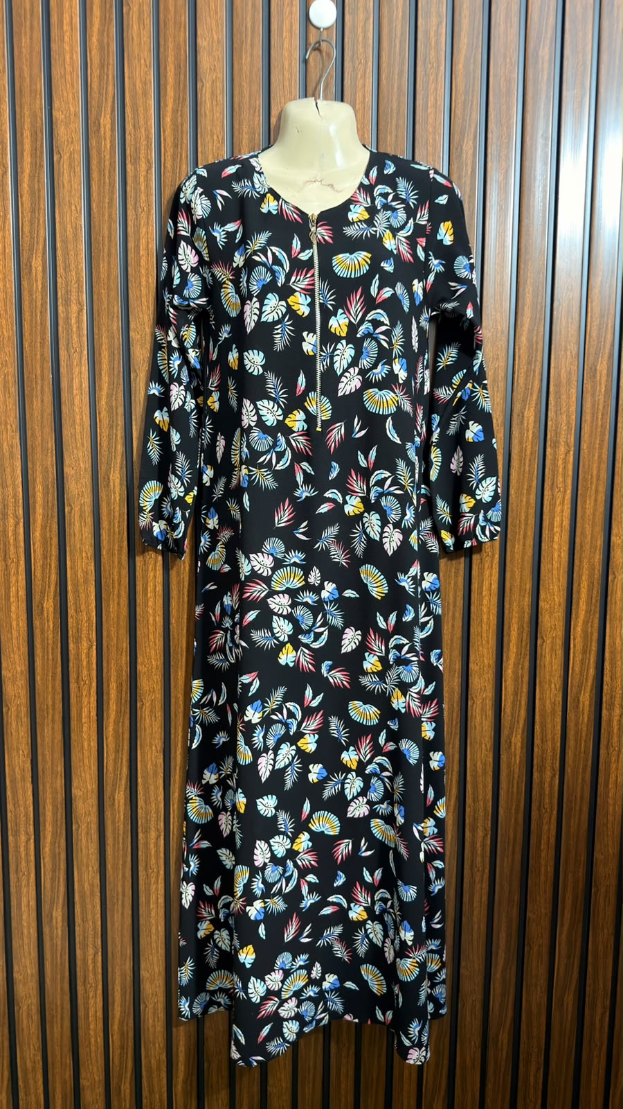 Chest 17  Lenght 53  Fabric chiffon Western Branded Womens Dress