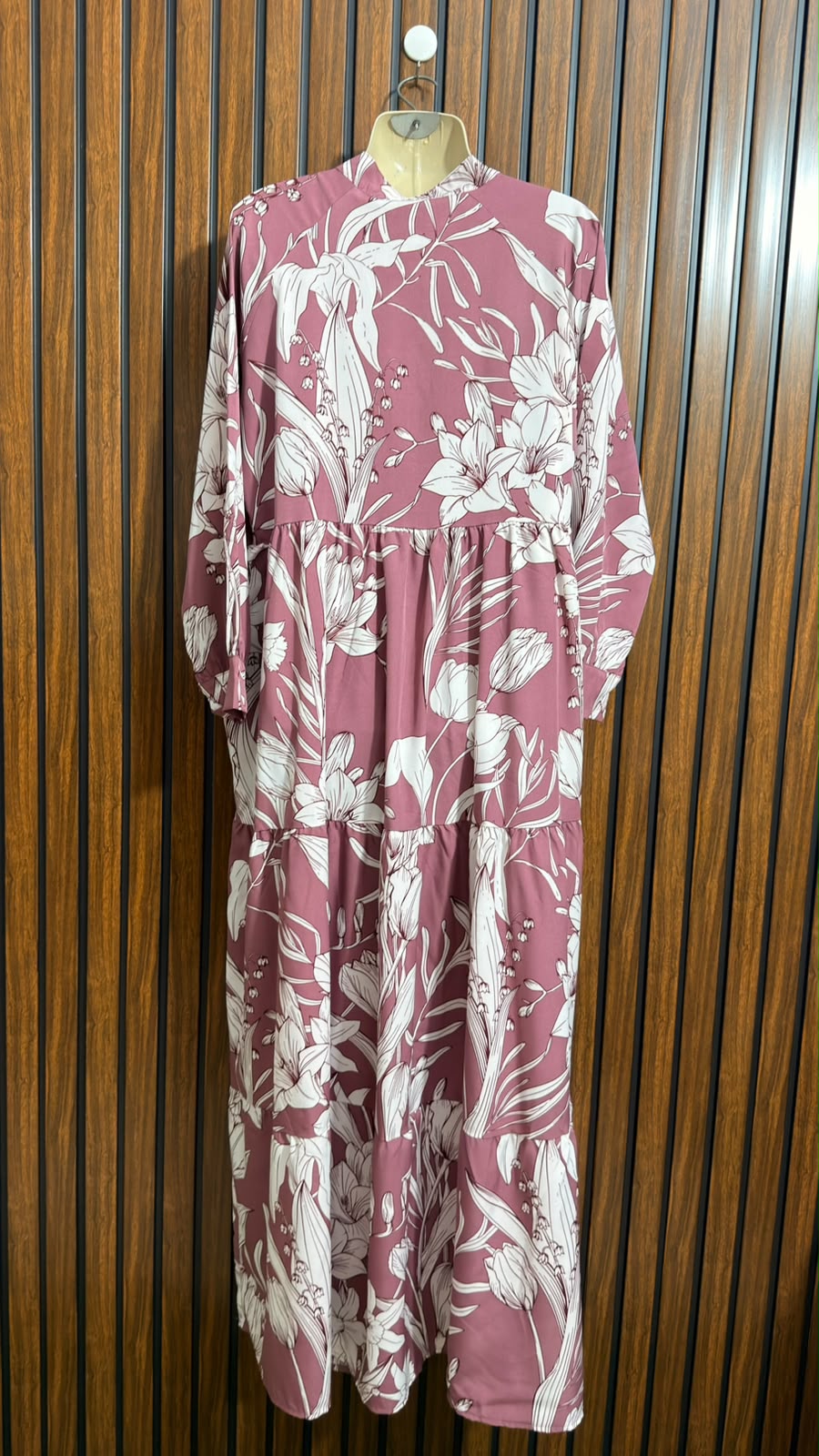 Chest 22  Lenght 57  Fabric silk Branded Womens Maxi Dress