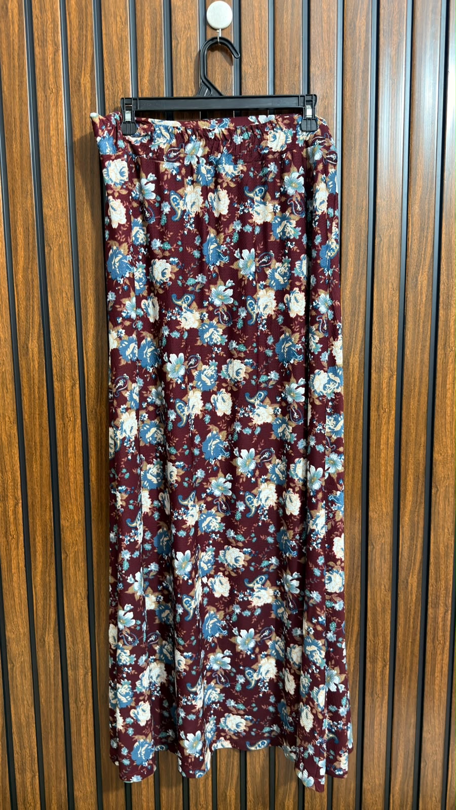 Waist 36  Lenght 43  Fabric silk jersey  Western Womens Skirt Style