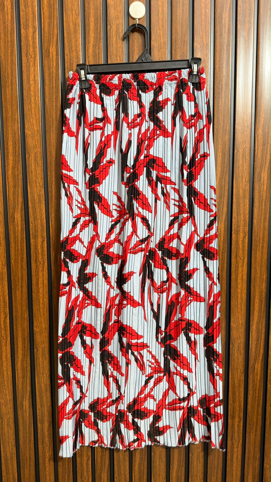 Waist 26  Lenght 38   Fabric Cotton silk Ladies Branded Western Skirt