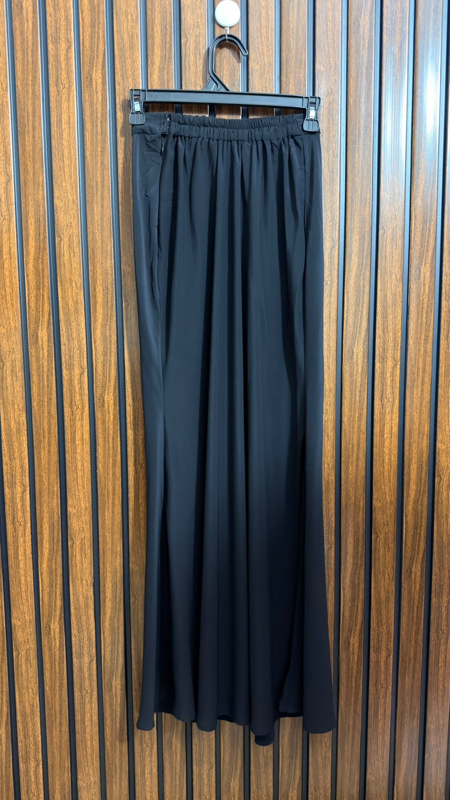 Waist 26  Lenght 40  Fabric silk Western Branded Womens Skirt