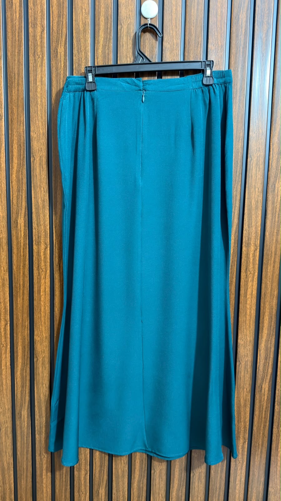 Waist 36  Lenght 38  Fabric silk Branded Western Womens Skirt