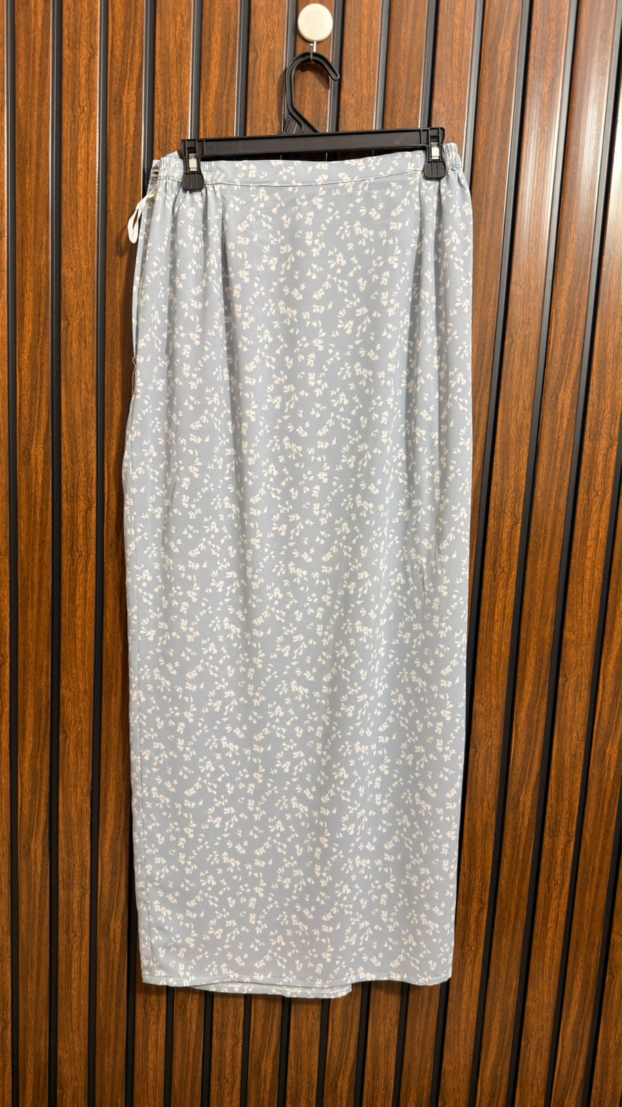 Waist 30  Lenght 40  Fabric silk Western Branded Skirt
