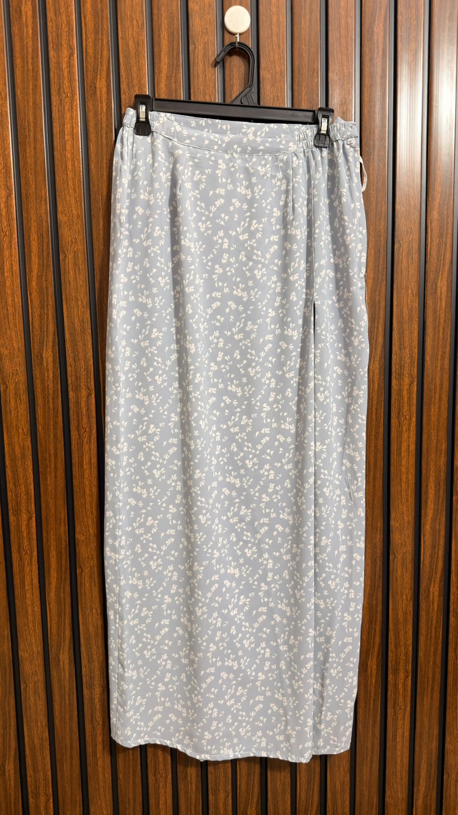 Waist 30  Lenght 40  Fabric silk Western Branded Skirt