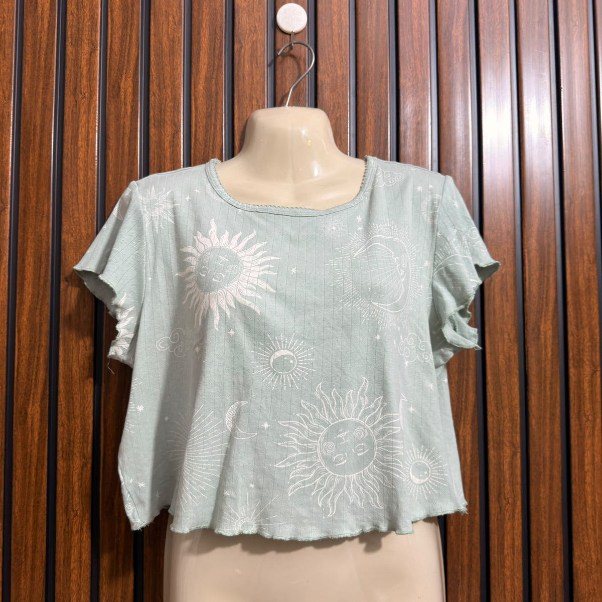 Chest 21  Lenght 16.5  Fabric jersey Western Ladies Branded Crop Top
