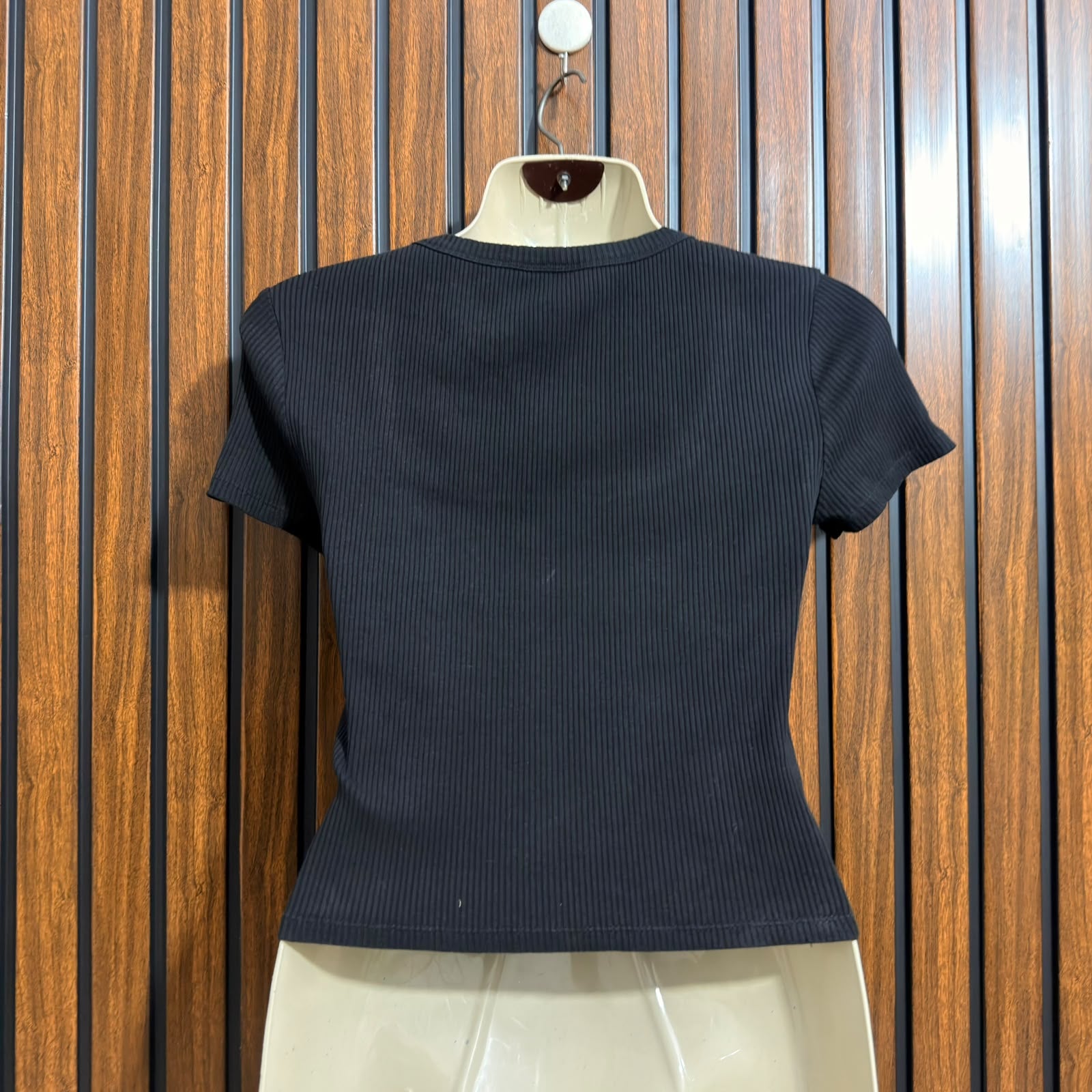 Chest 18  Lenght 16  Fabric jersey Branded Womens Crop Top Wear