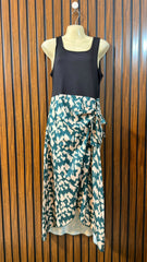 Chest 20  Lenght 42  Fabric jersey and silk Womens Maxi