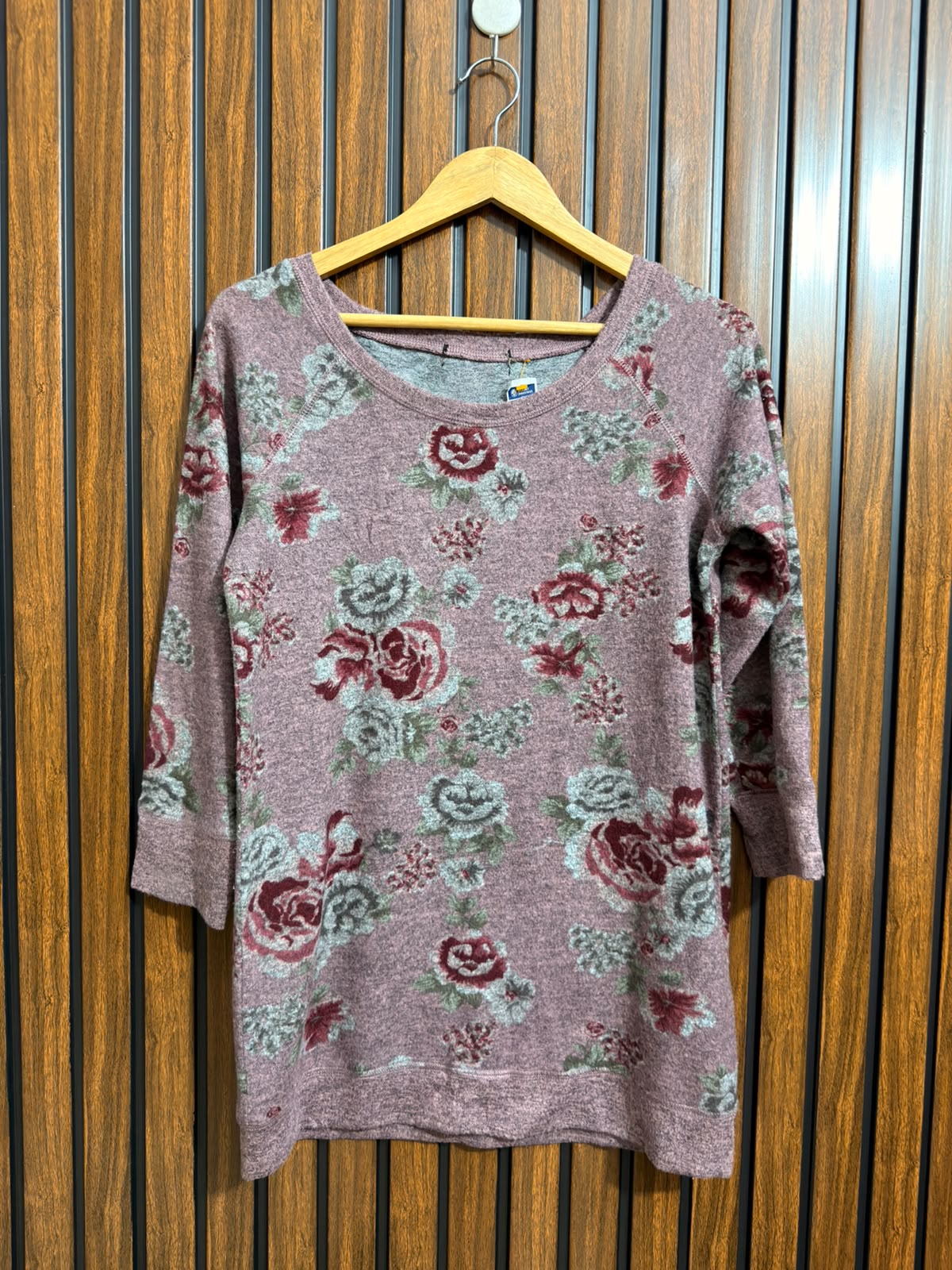 Chest 19  Length 28 Western Womens Winter Top