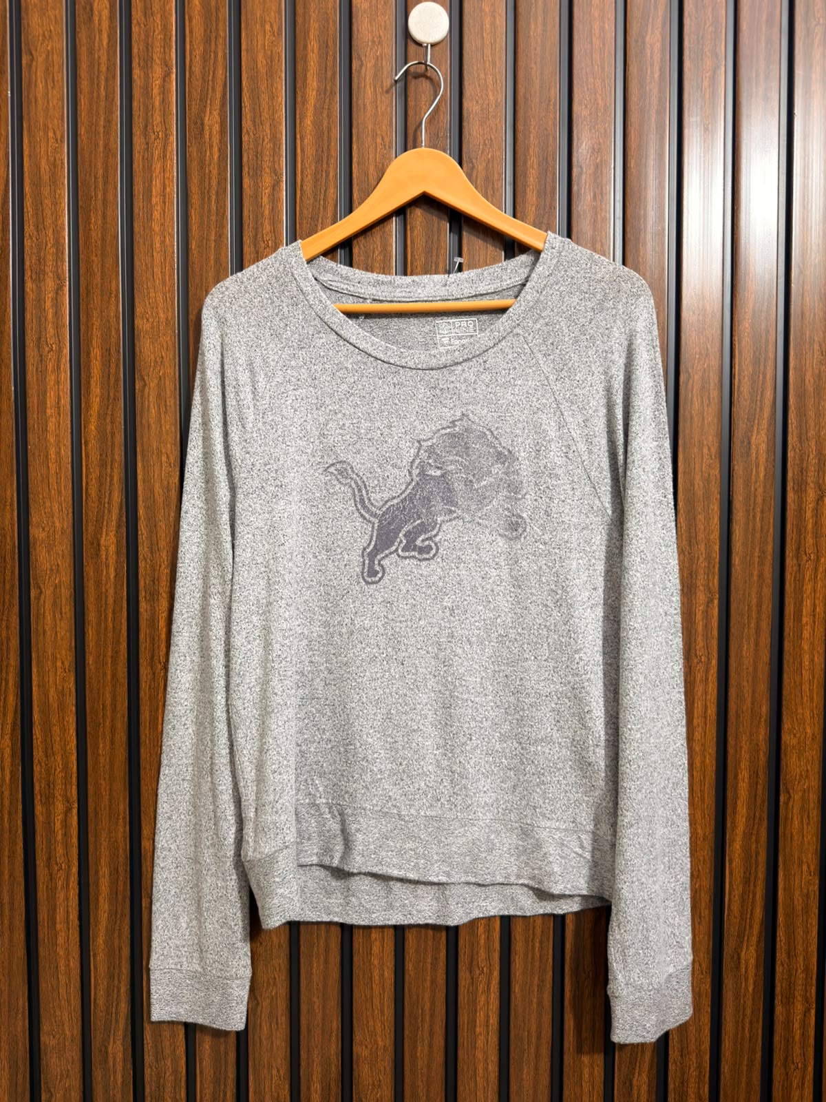 Chest 20  Length 24 To 25 Womens Winter Top