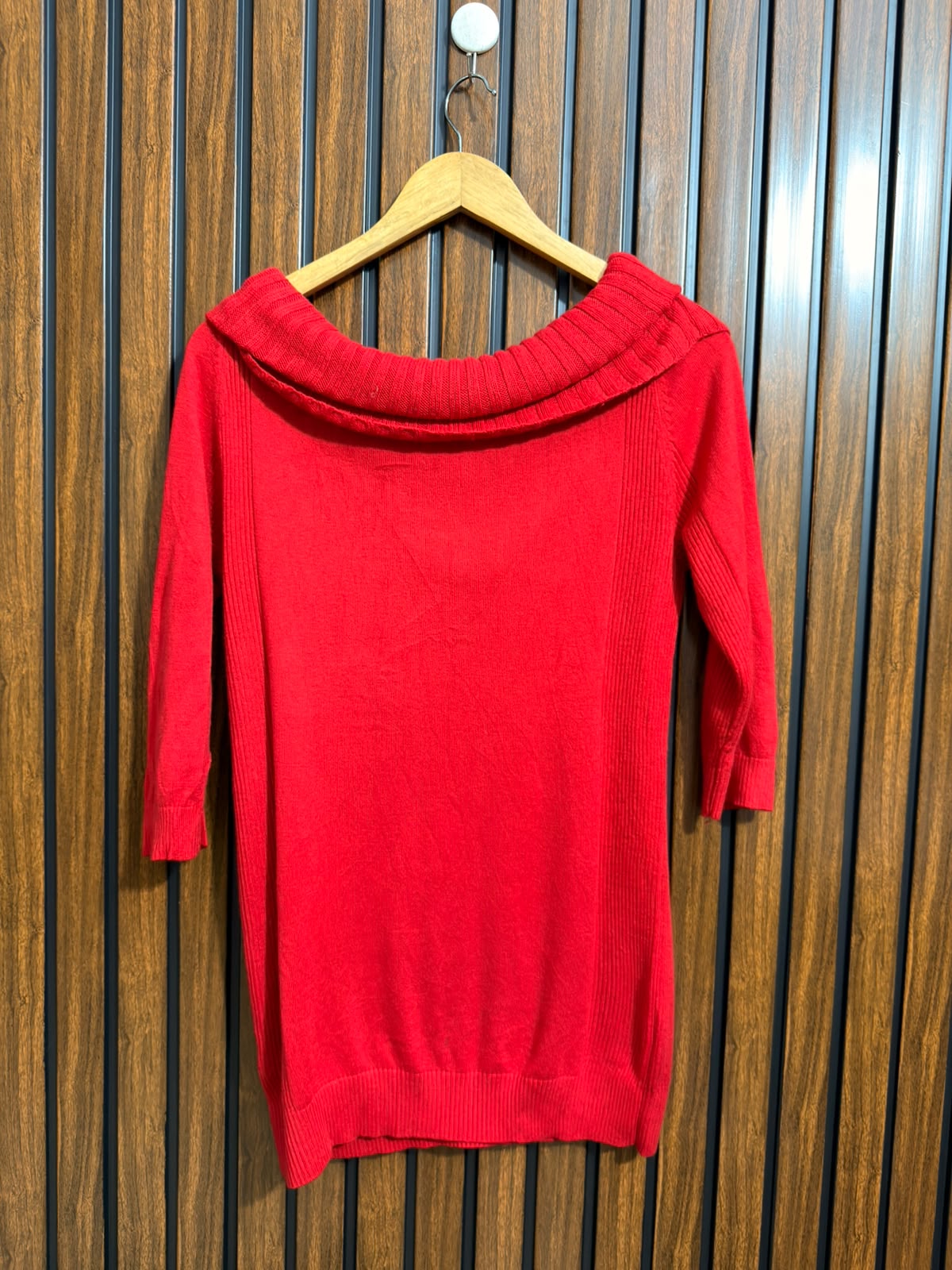 Chest 20  Length 29 Western Womens Winter Top