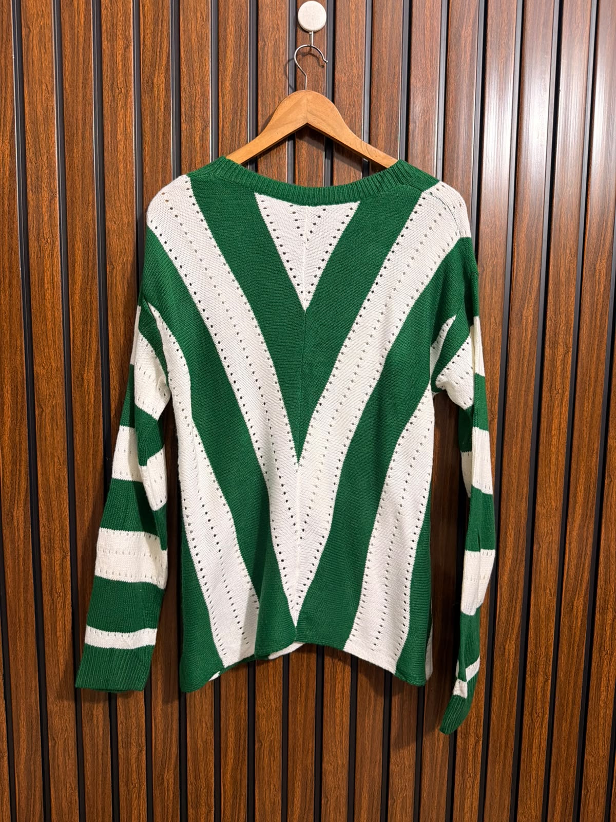 Chest small  baggy style  Lenght 29 Western Branded Womens Winter Wear Sweater