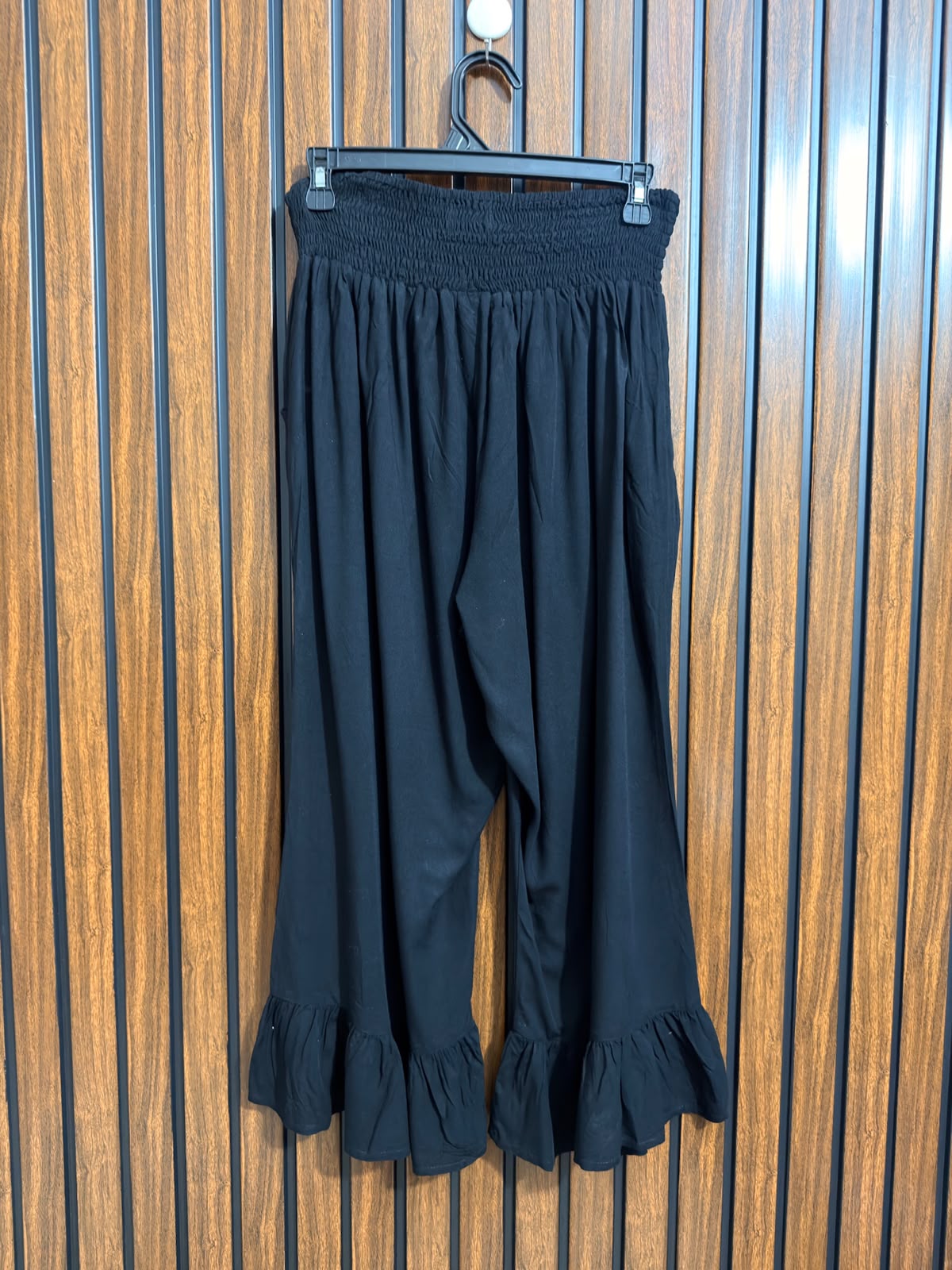 Waist 34  Length 35  Fabric Linen Western Branded Womens Trousers