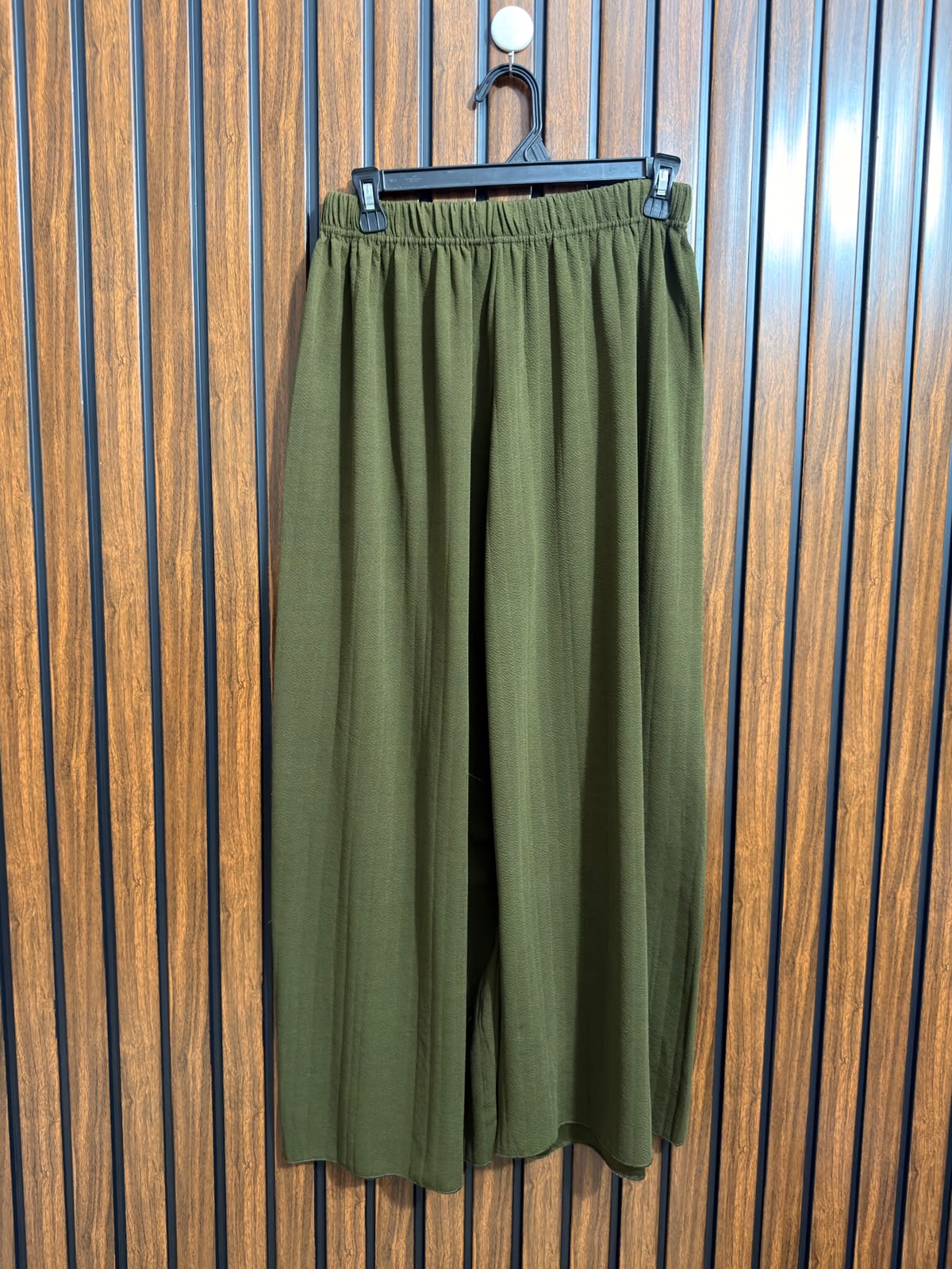 Waist 30  Length 37  Fabric Silk Jersey Western Branded Womens Trousers