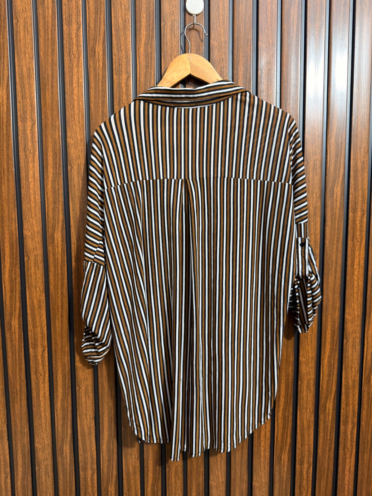 Chest 23  Length 24 To 32  Fabric Silk Jersey Western Branded Womens Tops