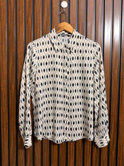 Chest 19  Length 24  Fabric Silk Western Branded Woomen top