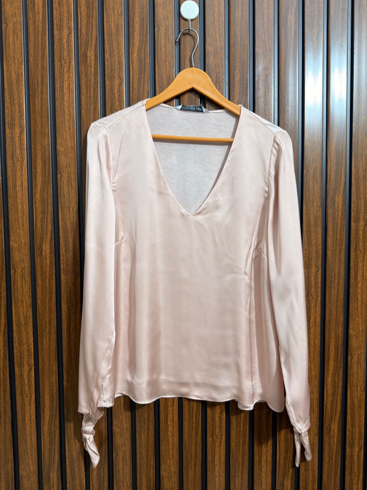 Chest 19  Length 24  Fabric Silk Western Branded Womens Top Wear