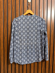Chest 17  Length 24  Fabric Chiffon Western Branded Womens Top