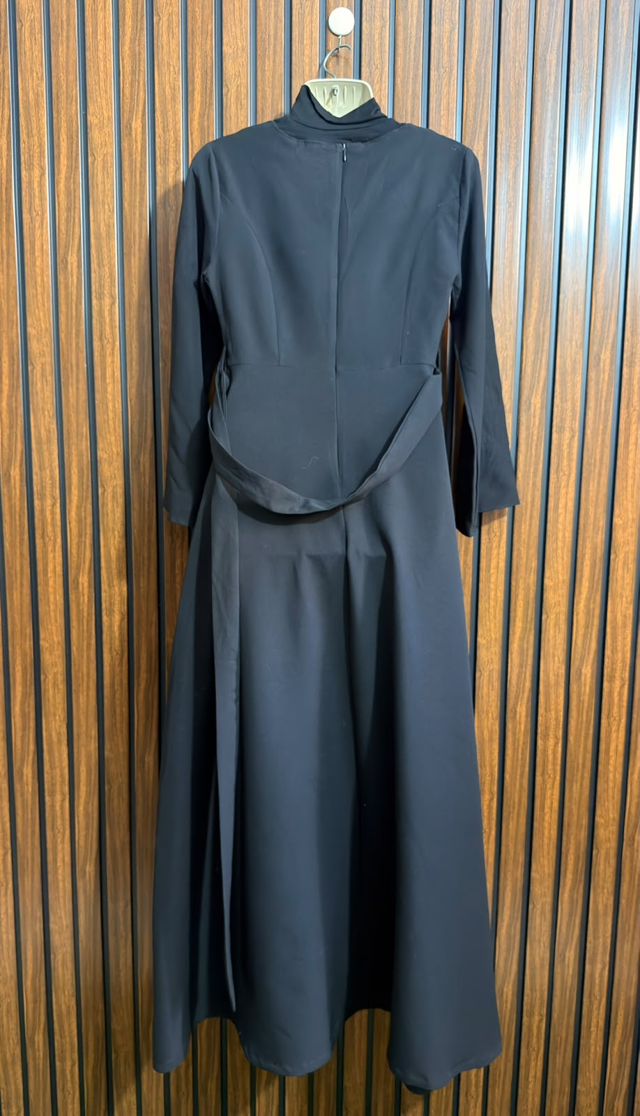 Chest 17  Lenght 55  Fabric Rayon Ladies Maxi Wear