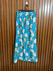 Waist 34  Lenght 40  Fabric silk Branded Womens Wear