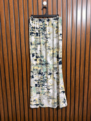 Waist 36  Lenght 41  Fabric silk jersey  Ladies Skirt