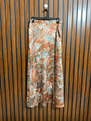 Waist 32  Lenght 39  Fabric silk Womens Skirt Range