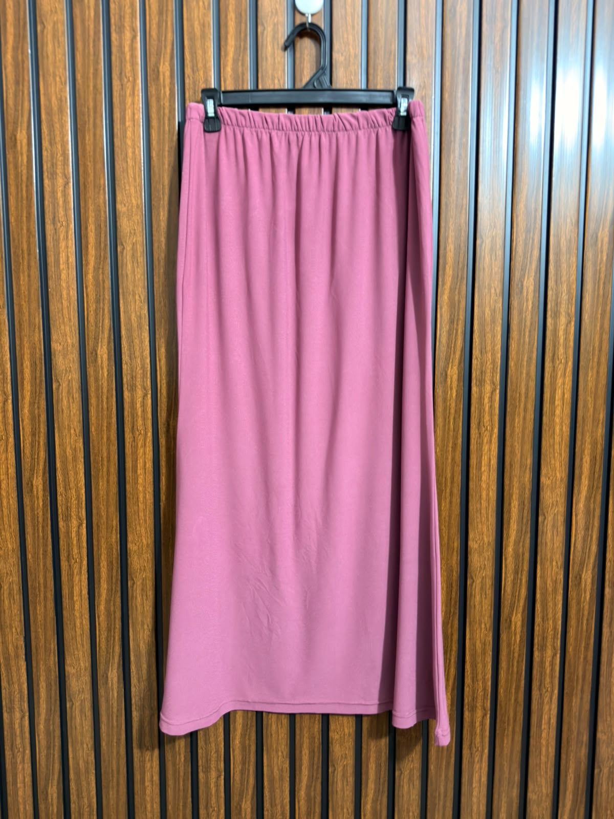 Waist 32  Lenght 36  Fabric silk jersey Western Branded Skirt