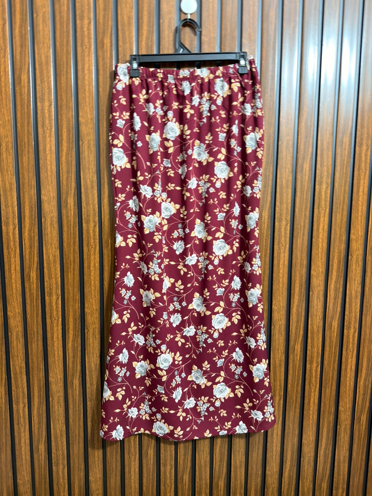 Waist 34  Lenght 39  Fabric rayon Womens Casual Skirt