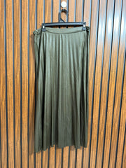 Waist 38  Lenght 33  Fabric silk Waist 38  Lenght 33  Fabric silk