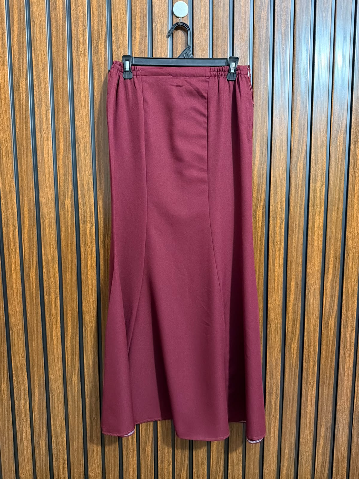 Waist 30  Lenght 39  Fabric rayon Womens Wear Skirt