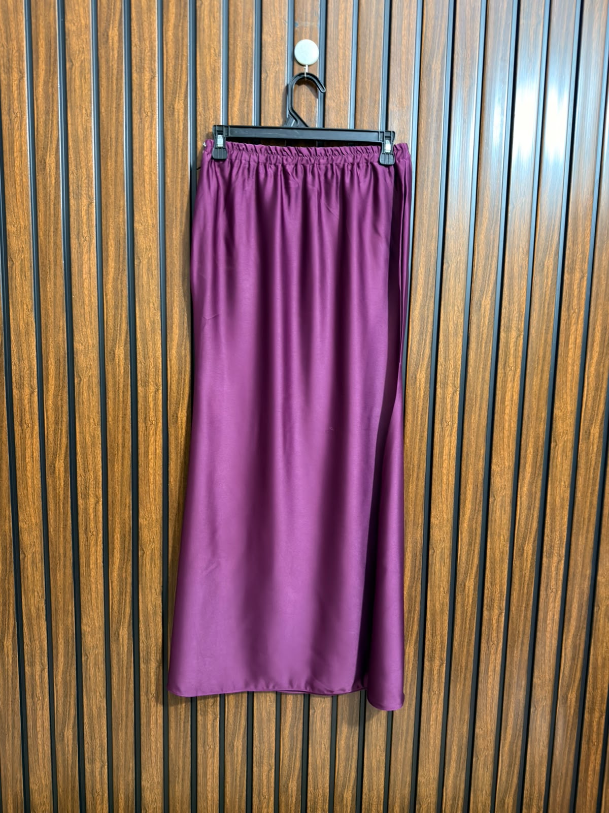 Waist 28  Lenght 38  Fabric silk Womens Skirt Collection