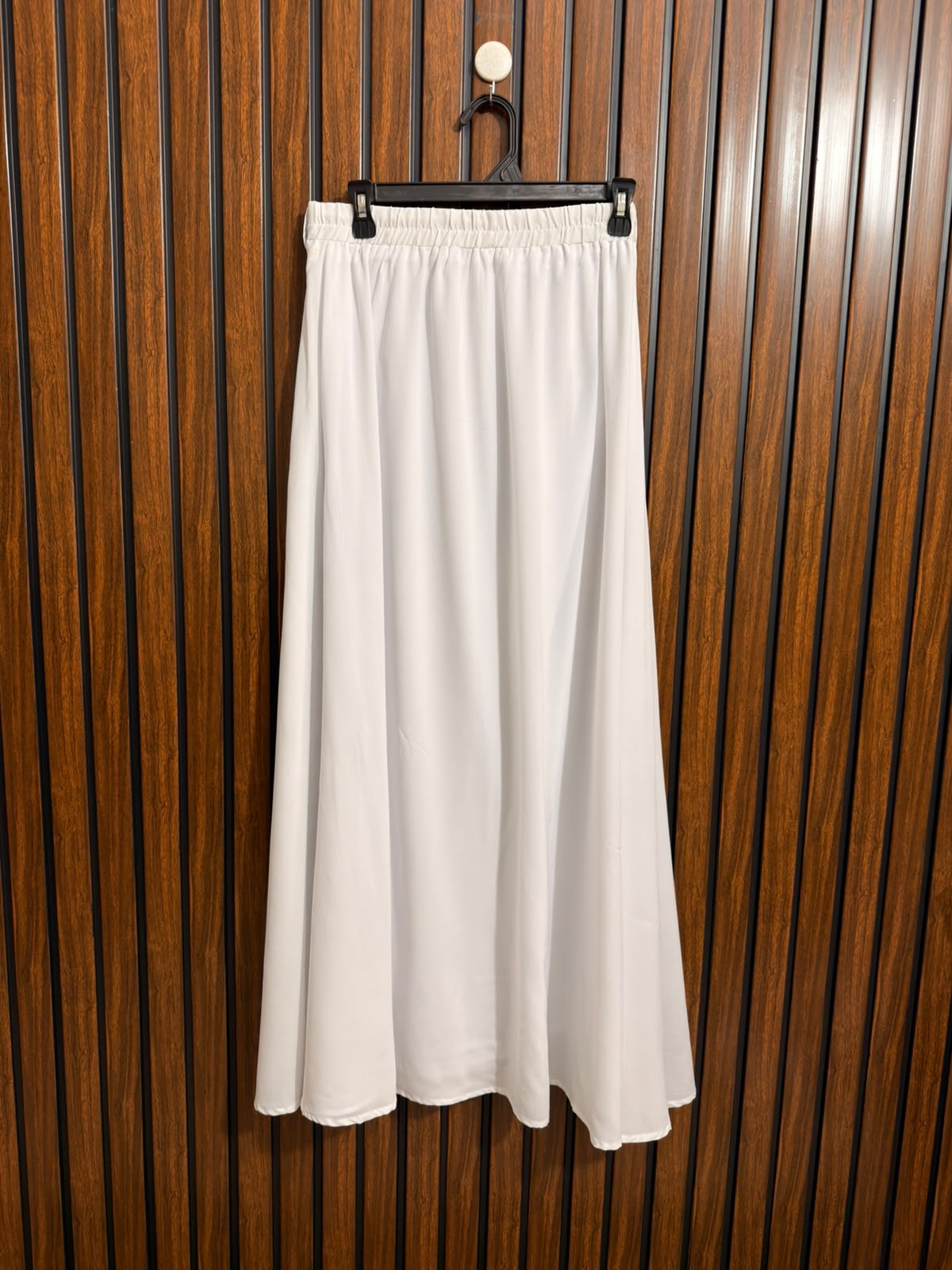Waist 30  Lenght 40  Fabric chiffon Branded Skirt for Women