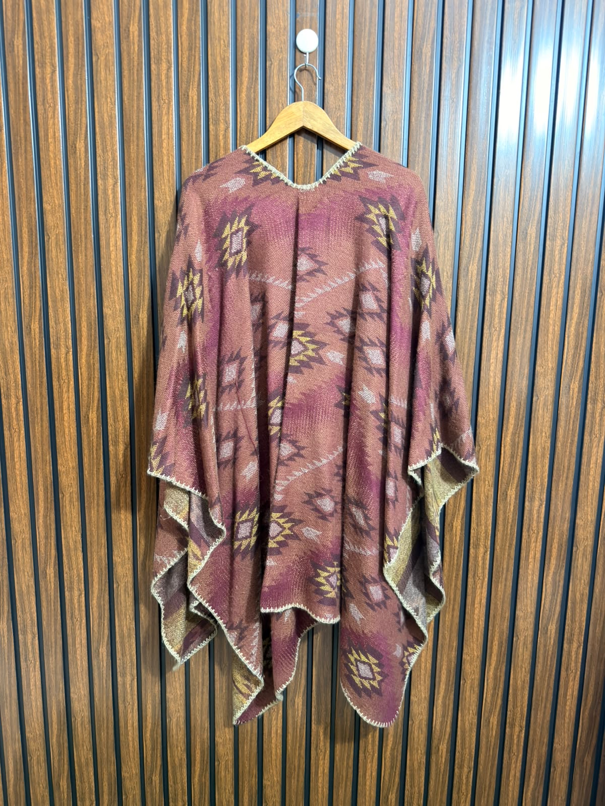 Western Premium Shawl
