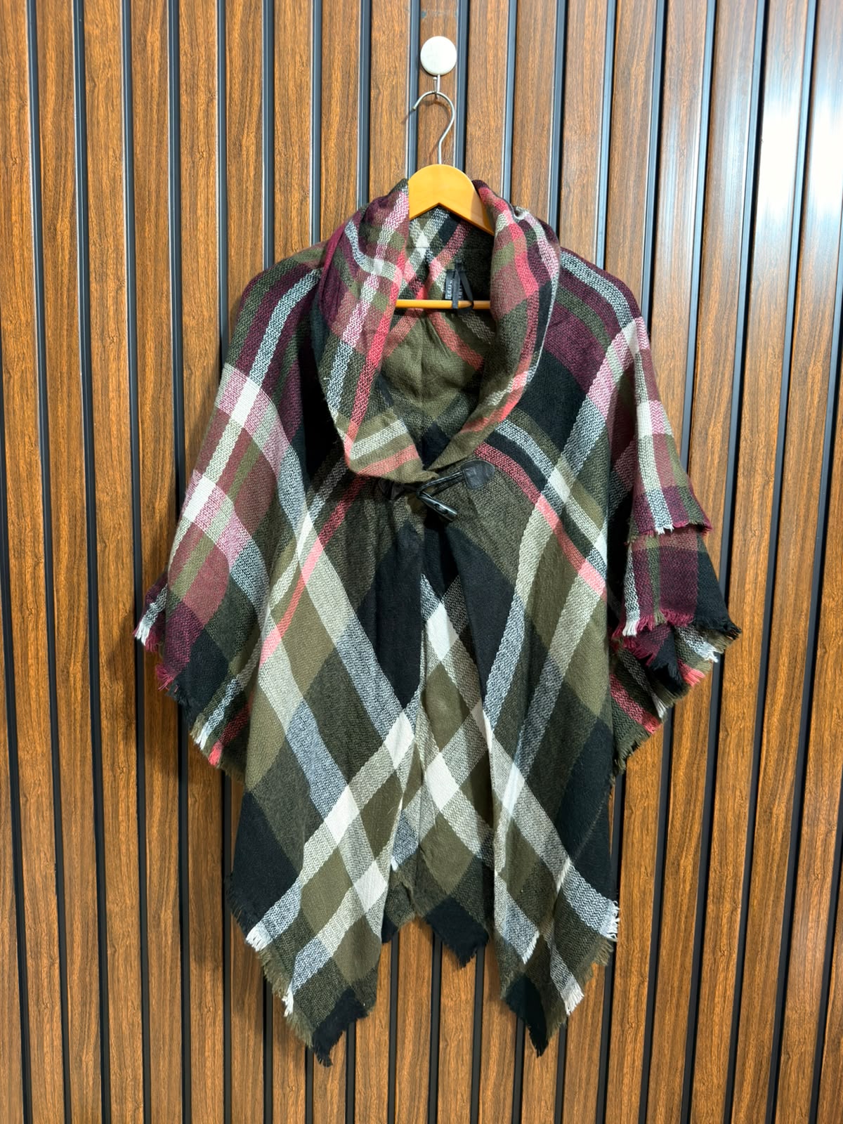 Branded Trend Shawl