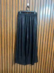 Waist 32  Lenght 40  Fabric silk Branded Ladies Trouser