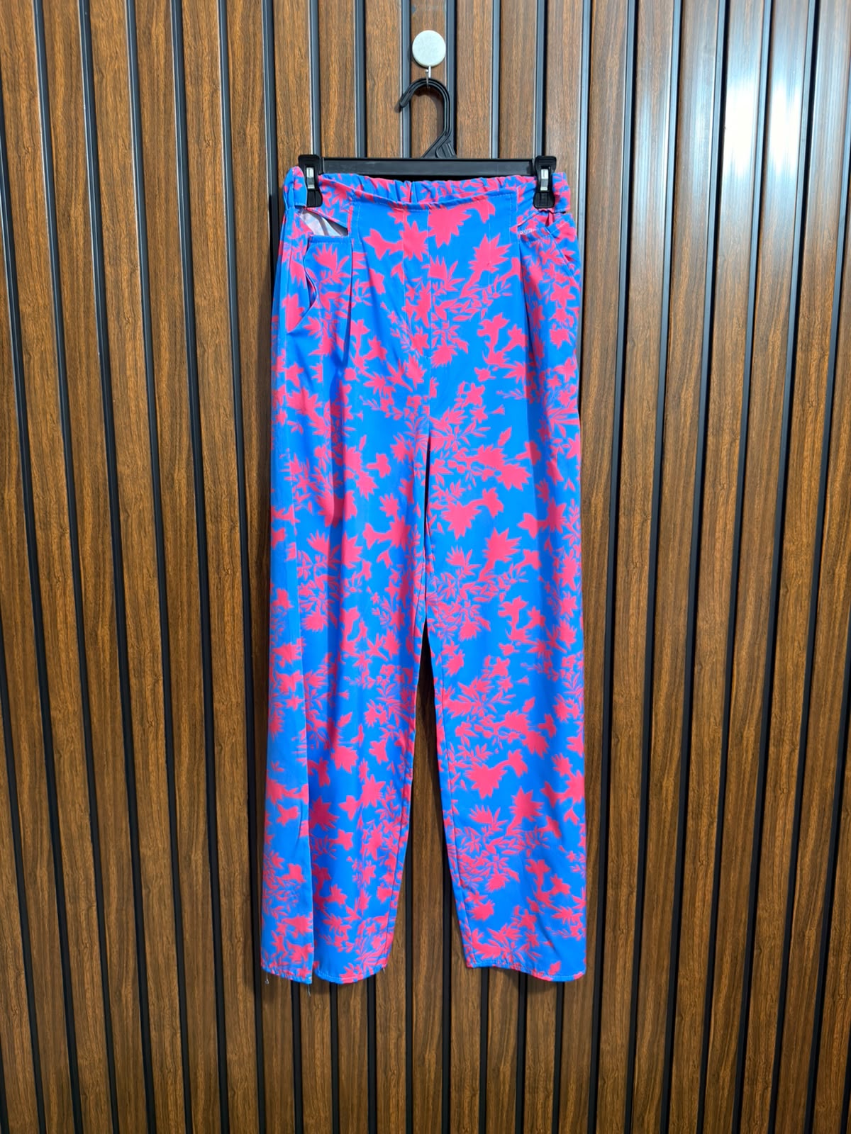 Waist 30  Lenght 40  Fabric silk Womens Casual Trouser