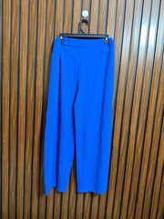 Waist 30  Lenght 40  Fabric silk Ladies Casual Trouser