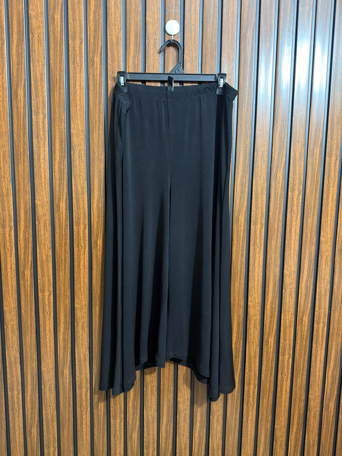 Waist 40  Lenght 35  Fabric silk jersey Womens Trouser