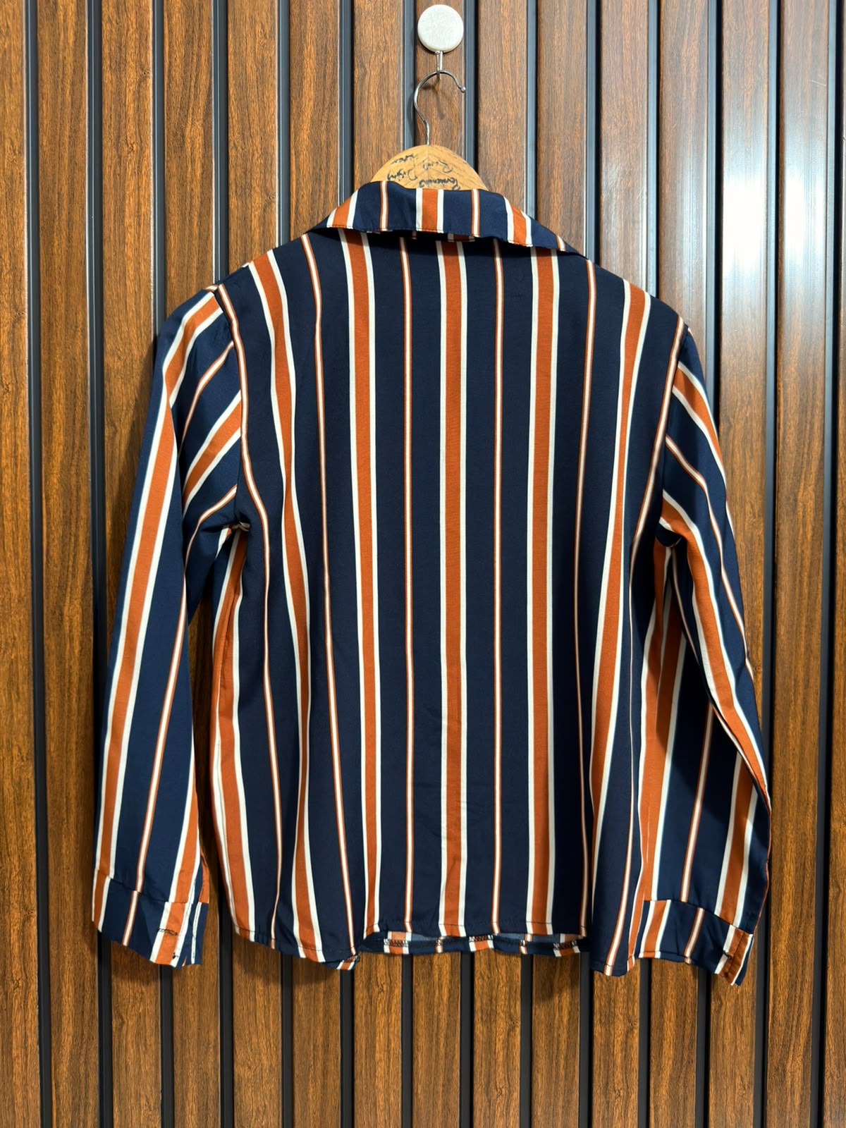 Chest 18  Lenght 23  Fabric silk Branded Ladies Top