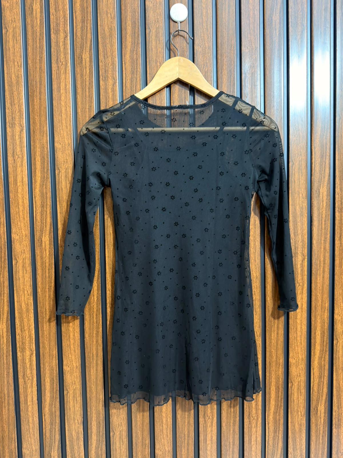 Chest 18  Lenght 24  Fabric net jersey Womens Branded Top Wear