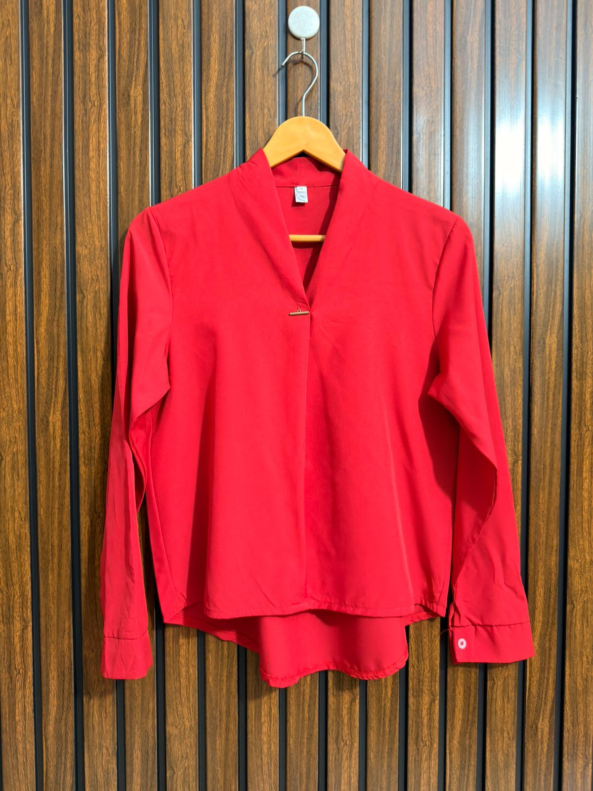 Chest 18  Lenght 21 to 23  Fabric silk Womens Full Sleeve Collection