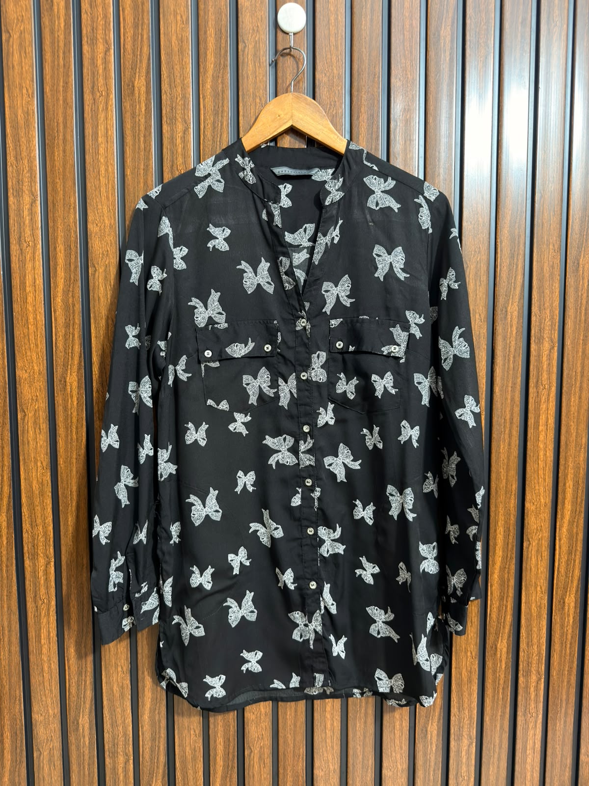 Chest 21  Lenght 31 to 33  Fabric silk Full Sleeve Womens Collection