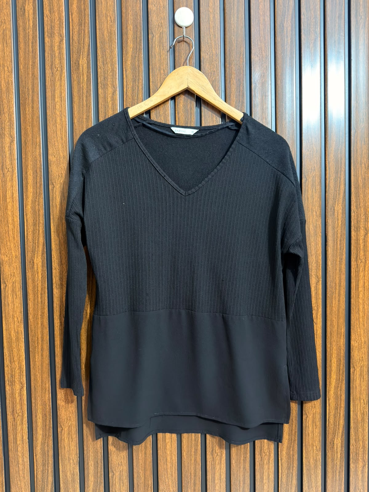 Chest 21  Lenght 25 to 27  Fabric chiffon and jersey Womens Branded Full Sleeve Top