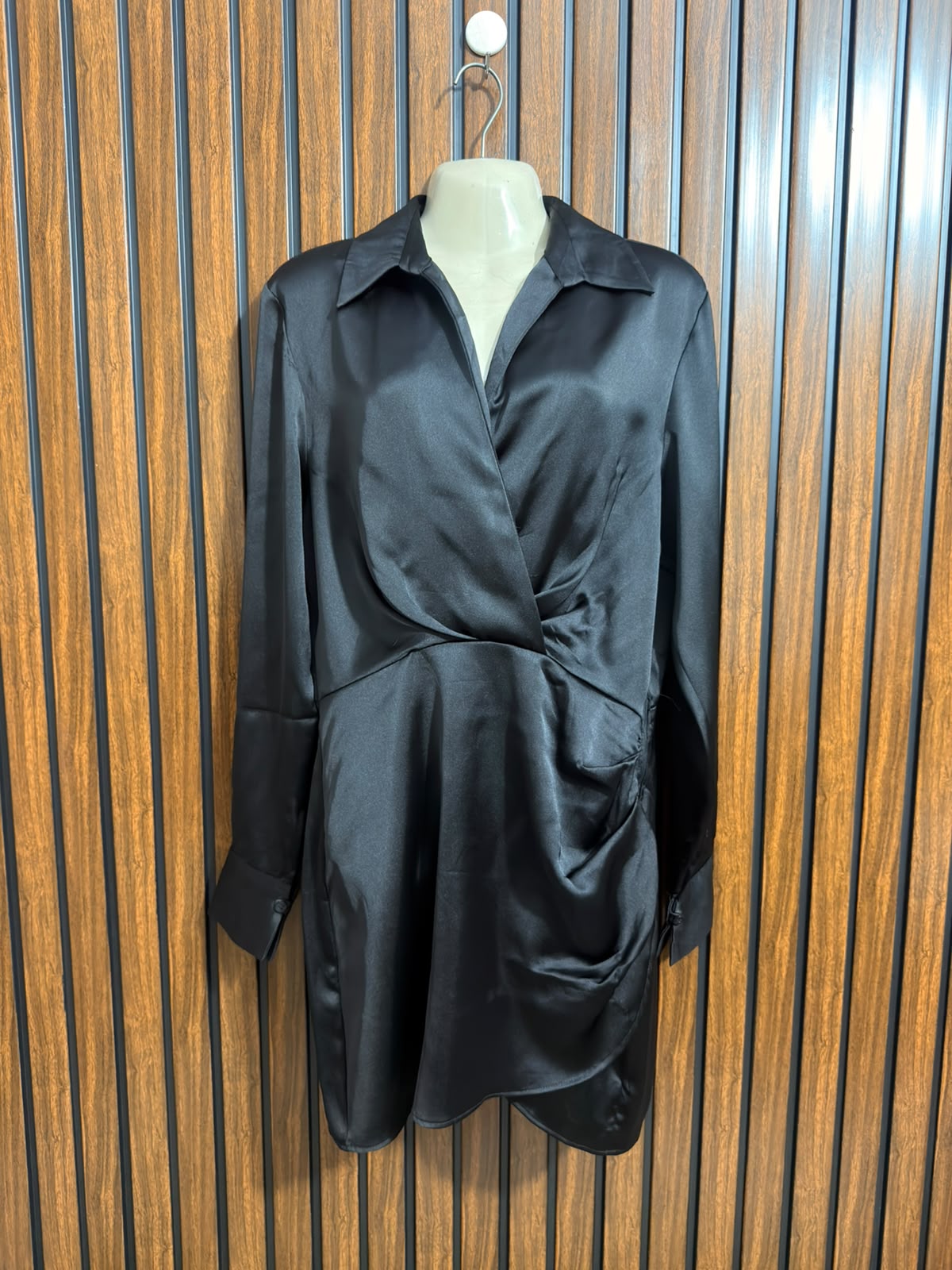 Chest 20  Lenght 33  fabric silk Branded Mini Dress