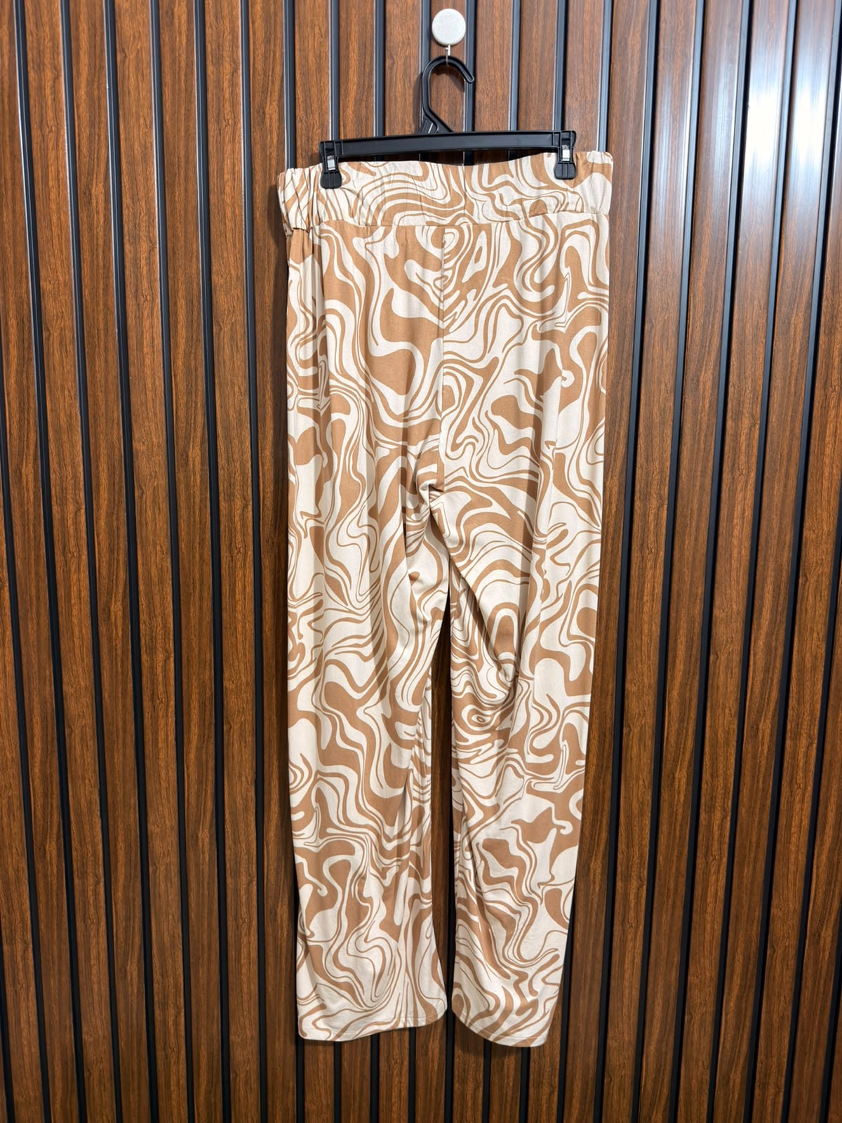 Waist 28 to 30  Lenght 35  Fabric jersey Branded Womens Trouser
