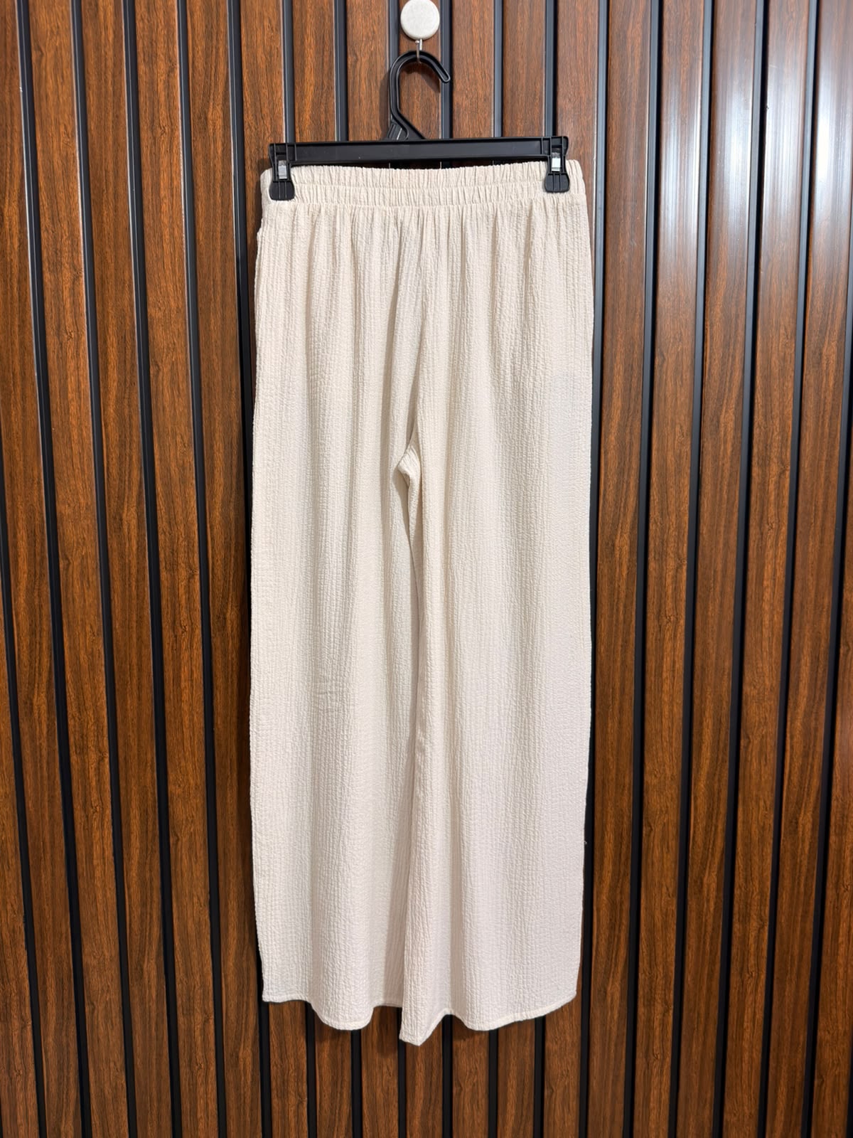 Waist 26 to 28  Lenght 36  Fabric rayon Womens Wear Trouser