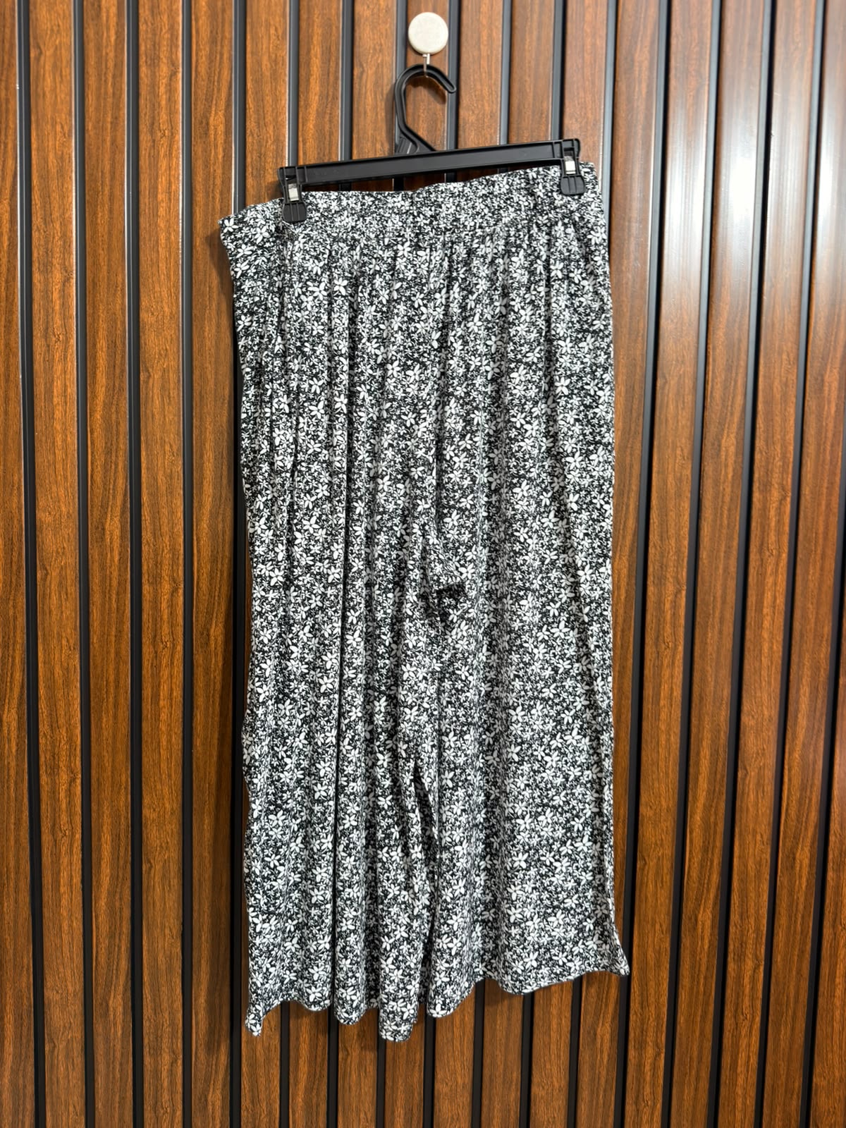 Waist 30  Lenght 32  Fabric rayon Ladies Essential Trouser