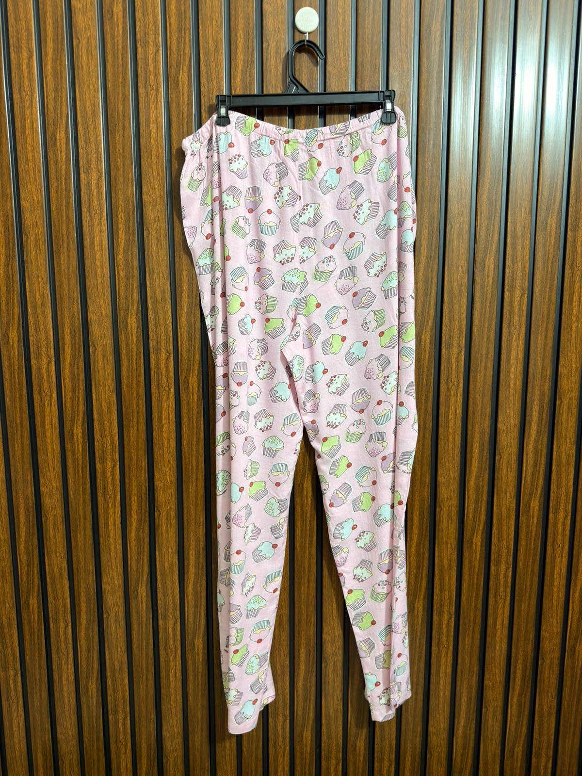 Waist 38 to 40  Lenght 42  Fabric linen Western Ladies Trouser