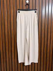 Waist 26 to 28  Lenght 36  Fabric rayon Womens Wear Trouser