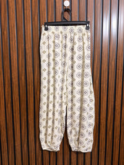 Waist 30 to 32  Lenght 34  Fabric linen Western Branded Womens Trouser
