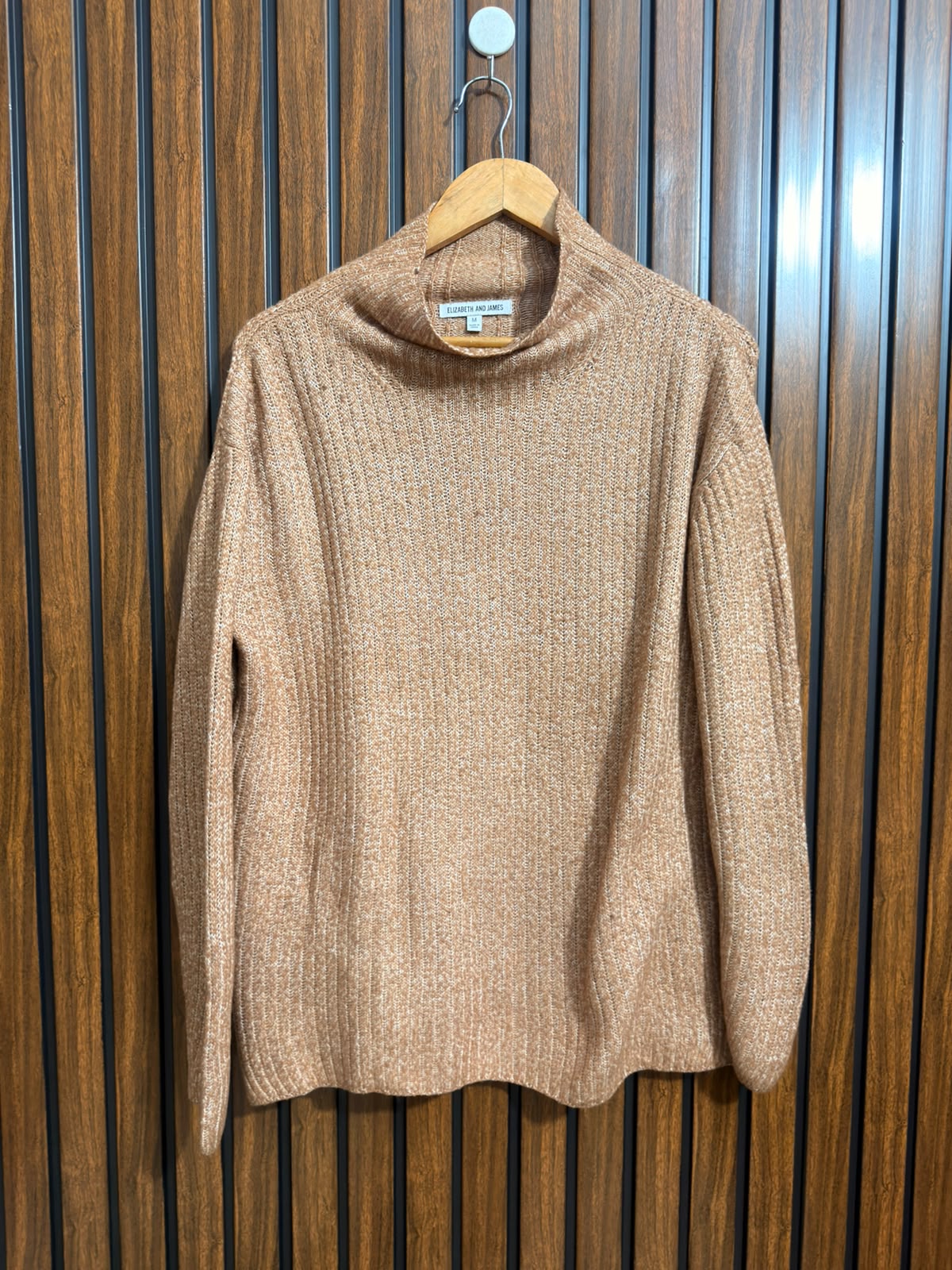 Chest medium  baggy style  Lenght 26 Branded Womens Sweater